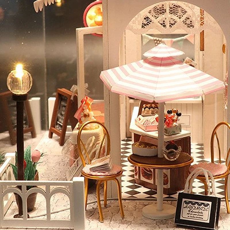 DIY Miniature Doll House